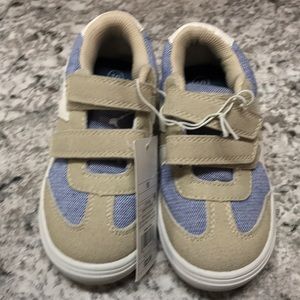 Cat & Jack tennis shoes blue/tan NWT
